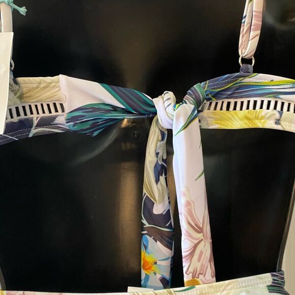 Sanctuary Paradise bikini triangle top high waist bottom tropical print NWT M. - Picture 13 of 14